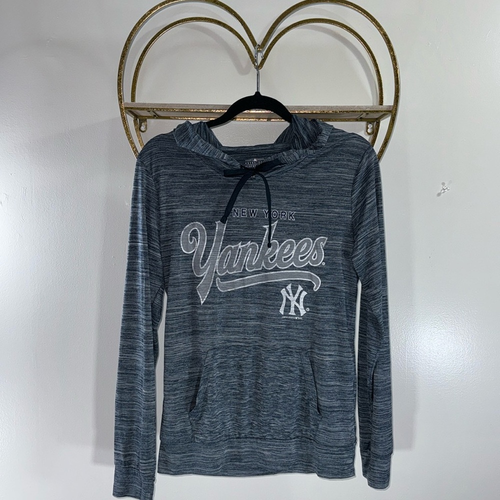 New York Yankees thin Hooded too size M